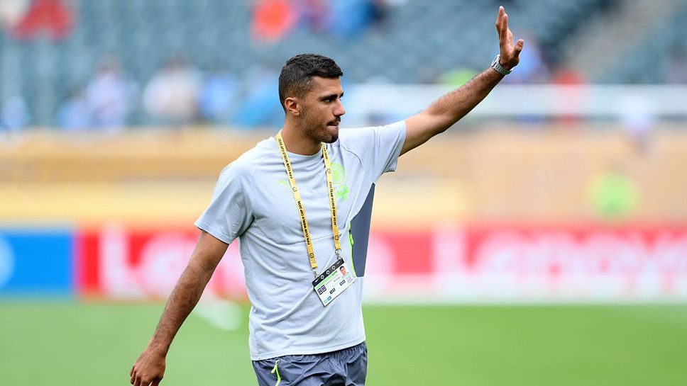 Съставите на Ювентус и Манчестър Сити, Родри и Влахович титуляри