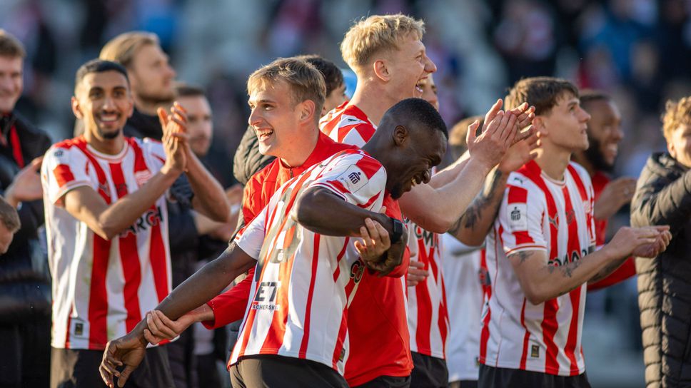 Краковия най-после спечели, Минчев влезе в края