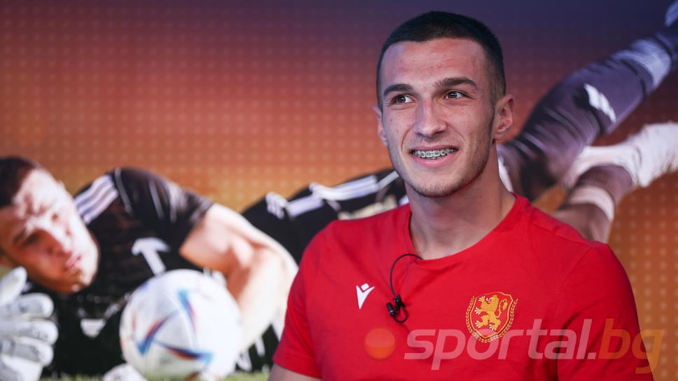 Унгарци купиха Пламен Андреев от Фейенорд