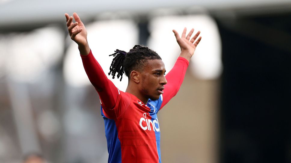 Ман Юнайтед е фаворит за подписа на Олисе